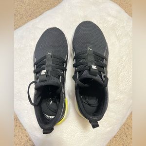 Puma shoes for girls. Good used condition size 1C.